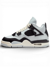Jordan 4 Retro Platinum Gold (GS)