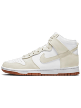Dunk High Sail Gum