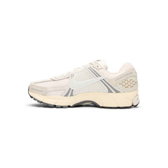 Nike Zoom Vomero 5 SE (Platinum Tint/Photon Dust-Cashmere)