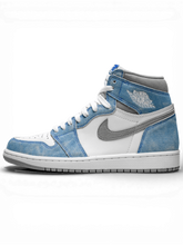Jordan 1 High Hyper royal