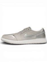 Jordan 1 Low OG Metallic Silver