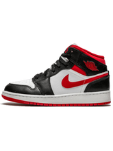 Jordan 1 Mid Gym Red Black White (GS)