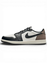 Jordan 1 Retro Low OG Mocha (2024)