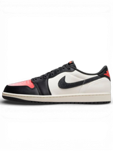 Jordan 1 Retro Low OG PSG Paris Saint-Germain