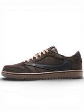 Jordan 1 Retro Low OG SP Travis Scott Velvet Brown