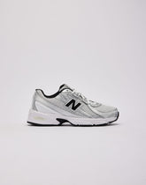 New Balance 740 Grade-School