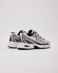 New Balance 740