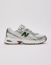 New Balance 740
