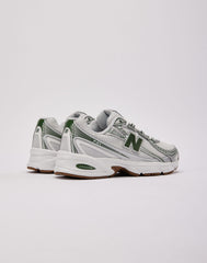 New Balance 740