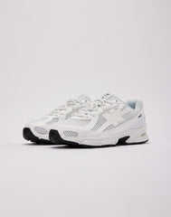New Balance 740