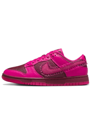Nike Dunk Low Valentine's Day (2022)