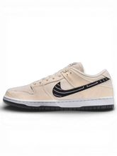 Nike SB Dunk Low Albino & Preto