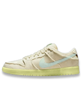 Nike SB Dunk Low Mummy