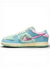 Nike SB Dunk Low Verdy Visty
