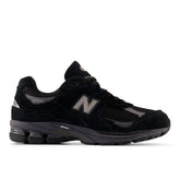 New Balance 2002 GOR-TEX Protection Pack 2.0 - Black
