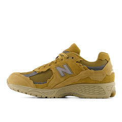 New Balance 2002 GOR-TEX Protection Pack 2.0 - Stucco