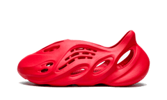 Yeezy Foam RNNR Vermillion