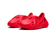Yeezy Foam RNNR Vermillion