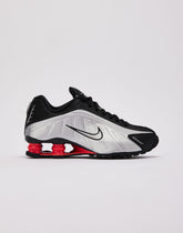 Nike Shox R4