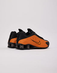 Nike Shox R4