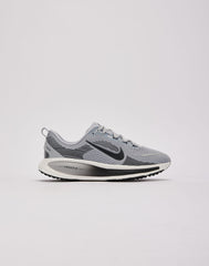 Nike Vomero 18 Grade-School