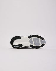 Nike Vomero 18 Grade-School