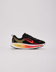 Nike Vomero 18 Grade-School