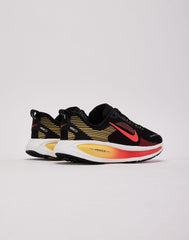 Nike Vomero 18 Grade-School
