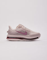Nike Pegasus Premium