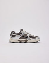 Nike V5 RNR Grade-School