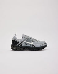 Nike Vomero 5 Grade-School