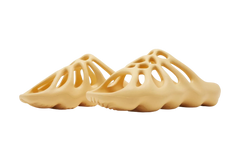 Yeezy 450 Slide Cream