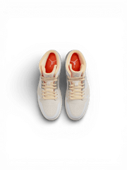 Jordan 1 Mid SE Craft Inside Out White Grey