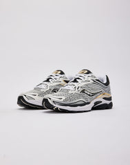 Saucony ProGrid Omni 9