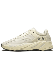 Adidas Yeezy 700 Analog