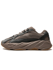 Adidas Yeezy 700 V2 Mauve