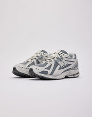 New Balance 1906R