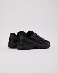 New Balance  740 Grade-School