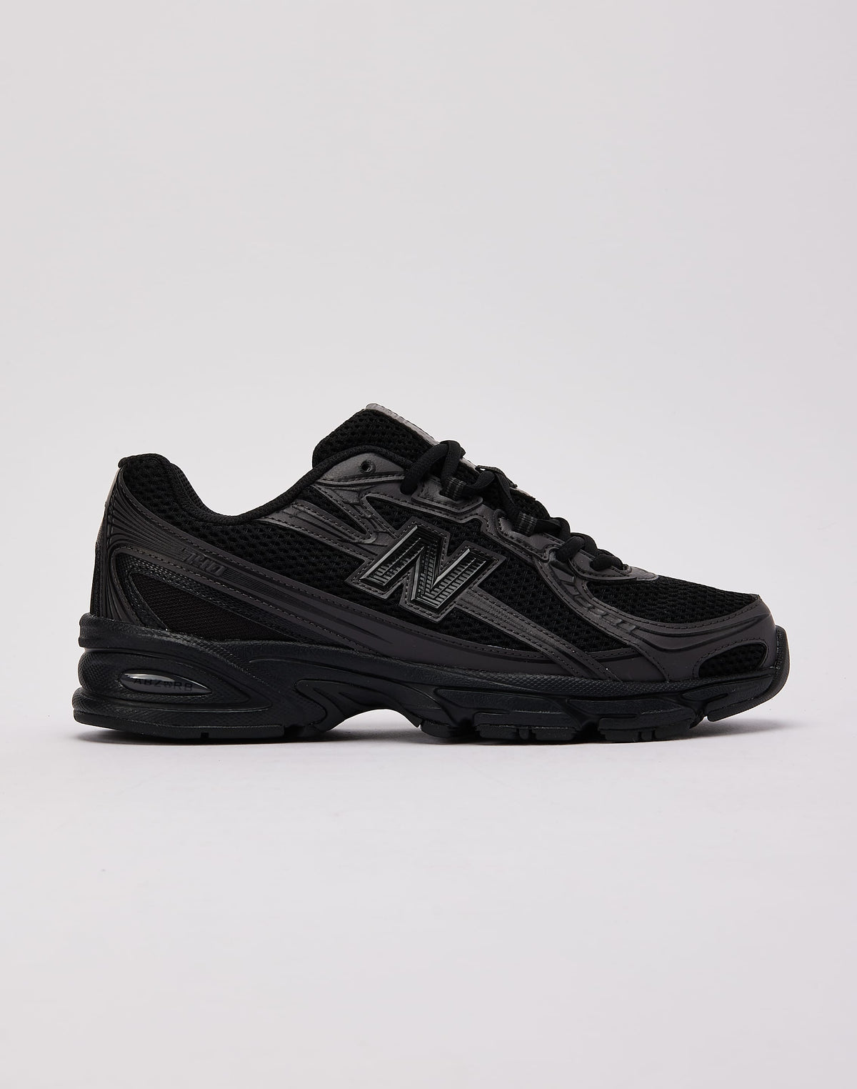 New Balance 740