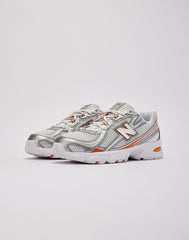 New Balance 740
