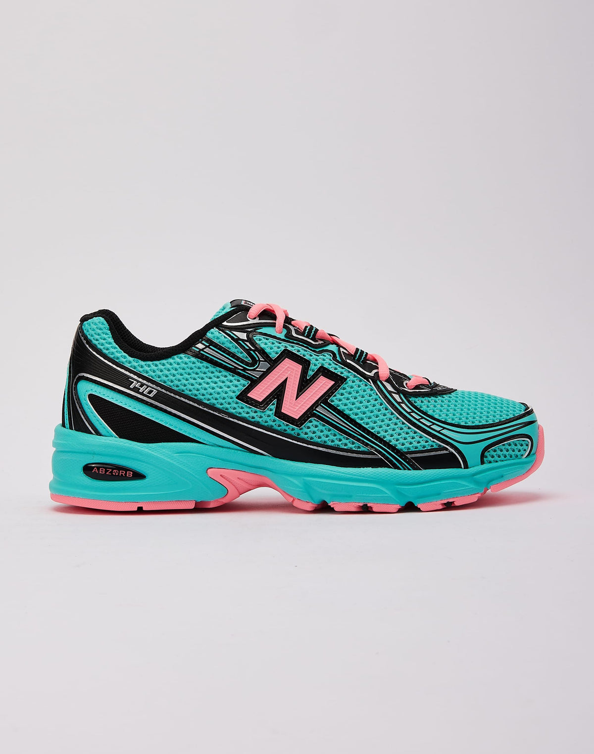 New Balance 740