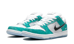 Nike SB Dunk Low April Skateboards