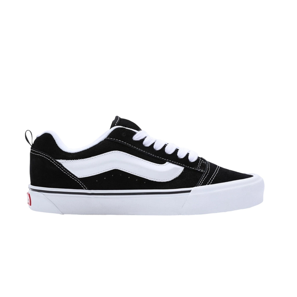 Knu Skool Black White
