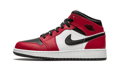 Jordan 1 Mid Chicago Black Toe (GS)