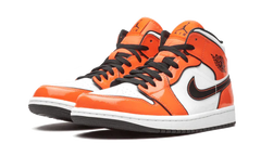 Air Jordan 1 Mid SE Turf Orange