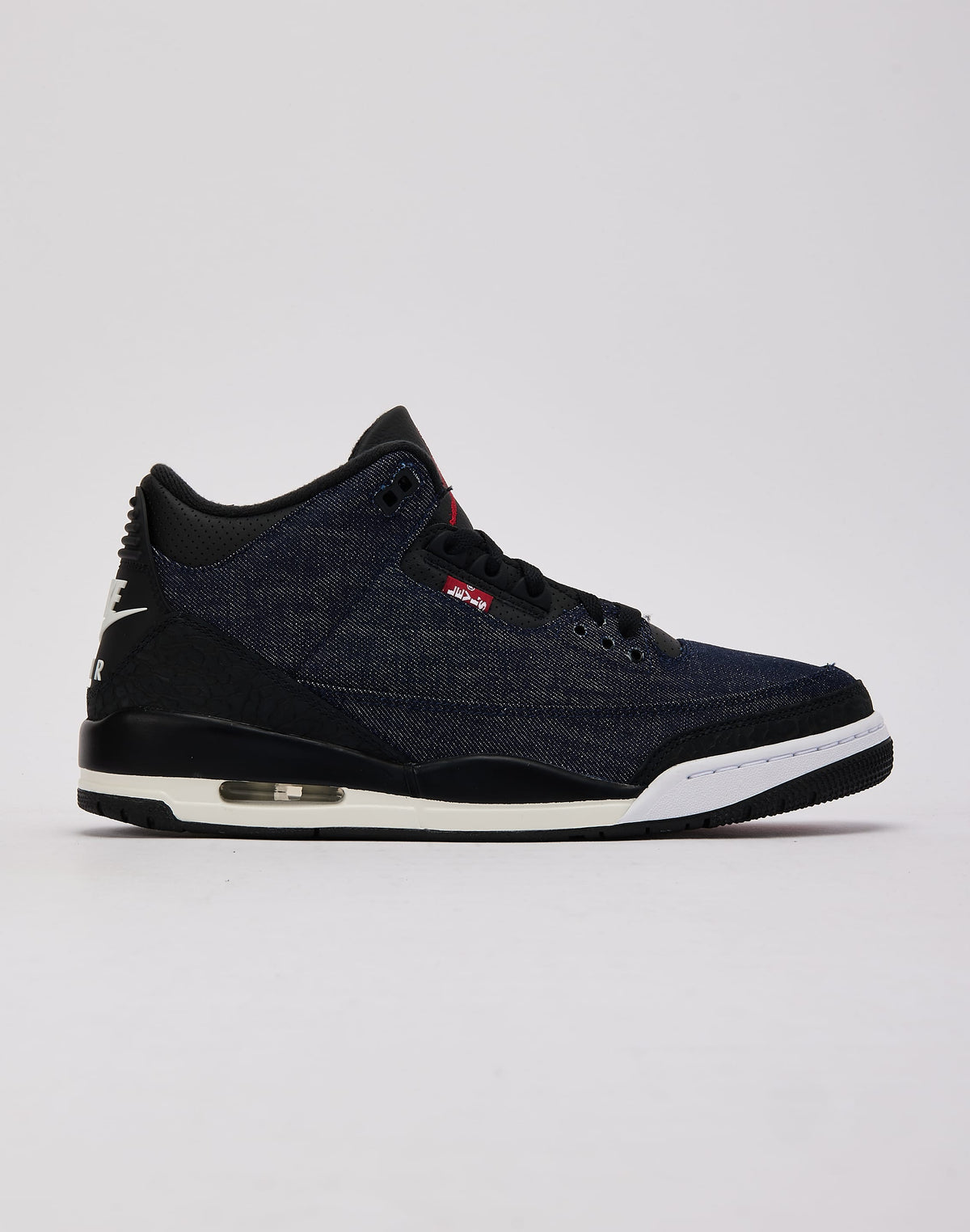 Jordan Air Jordan 3 Retro x Levi's 'Indigo and Gym Red'