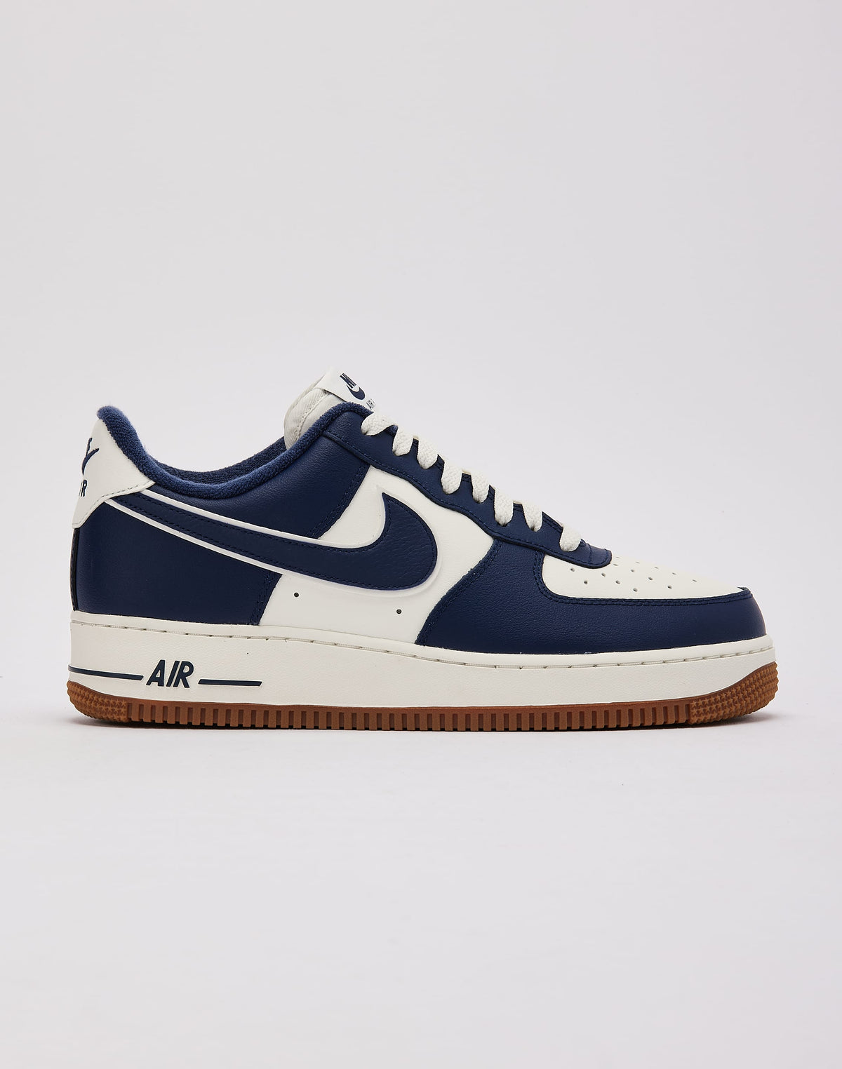 Nike Air Force 1 Low '07 LV8