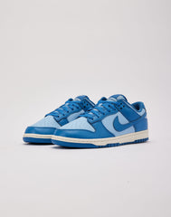 Nike  Dunk Low