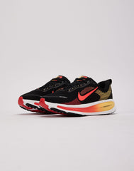Nike Vomero 18 Grade-School