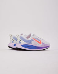 Nike Vomero 18 Grade-School